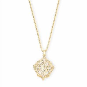 Kendra Scott Kacey necklace